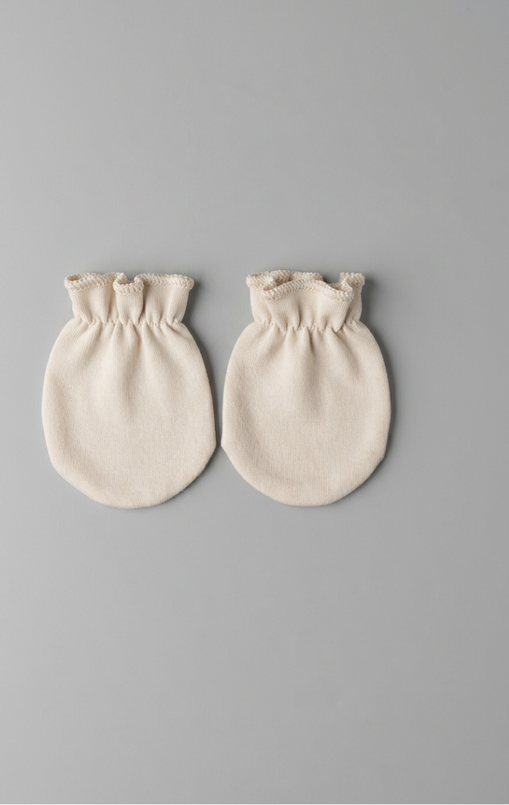 100% Organic Cotton Newborn Set - Beige & White